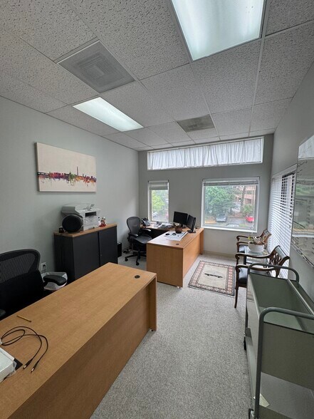 More Photos Of 6736-6744 Old Mclean Village Dr, McLean Office For Lease