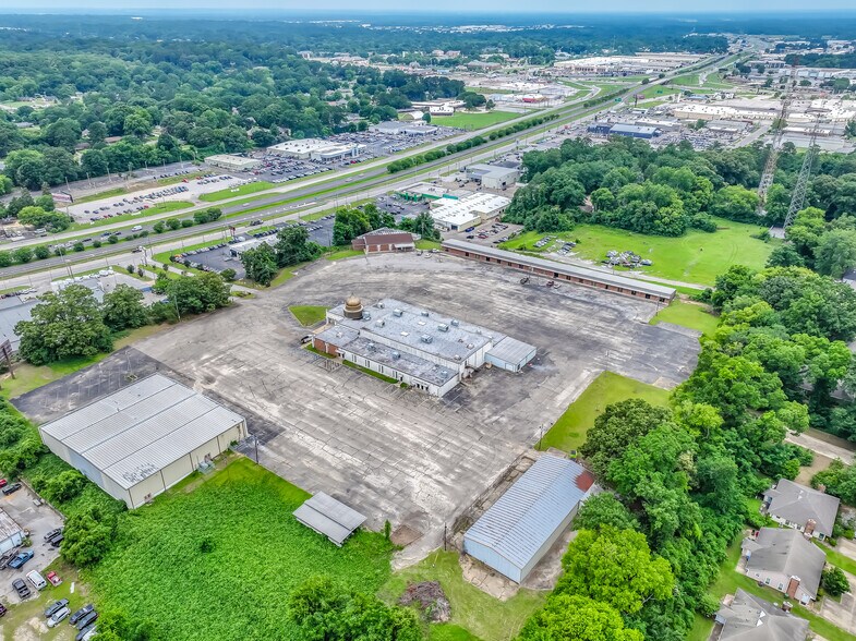 More Photos Of 555 Eastern Blvd, Montgomery Lodge Meeting Hall For Sale