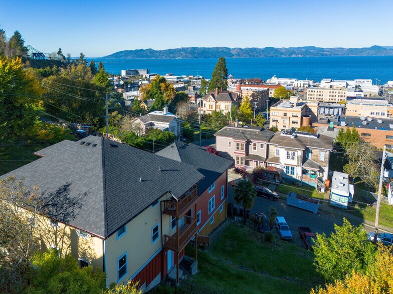 More Photos Of 811 Franklin Ave, Astoria Multifamily For Sale