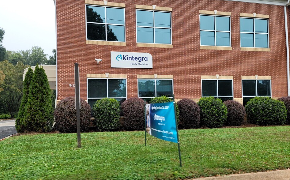 More Photos Of 502 W King St, Kings Mountain Medical For Lease
