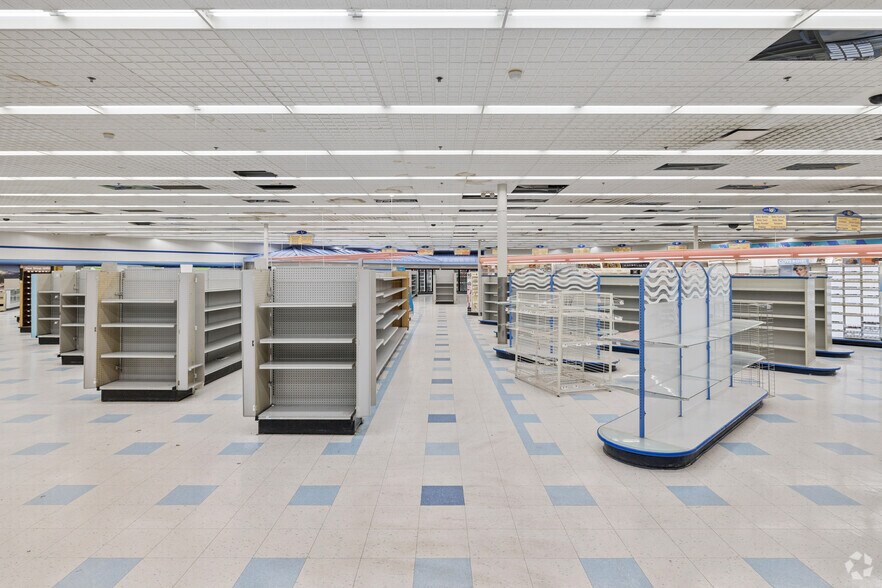 More Photos Of 1605 S San Jacinto Ave, San Jacinto Drugstore For Sale