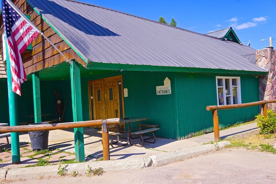 More Photos Of 3189 Highway 83 N, Seeley Lake Freestanding For Sale