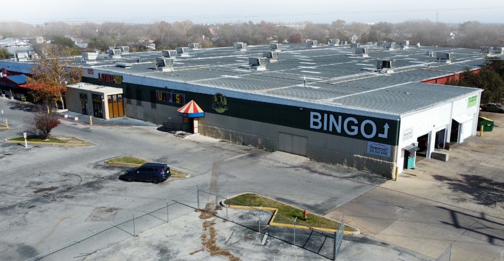 Primary Photo Of 10601 N Lamar Blvd, Austin Freestanding For Lease