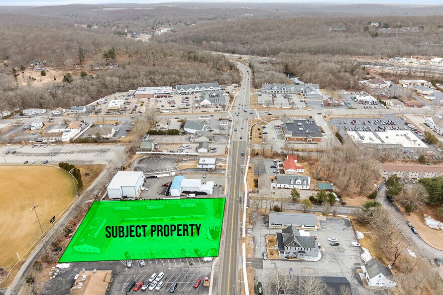 More Photos Of 131 Boston Post Rd, East Lyme Office For Lease