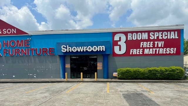 More Photos Of 16745 N I-45 Fwy, Houston Industrial For Sale