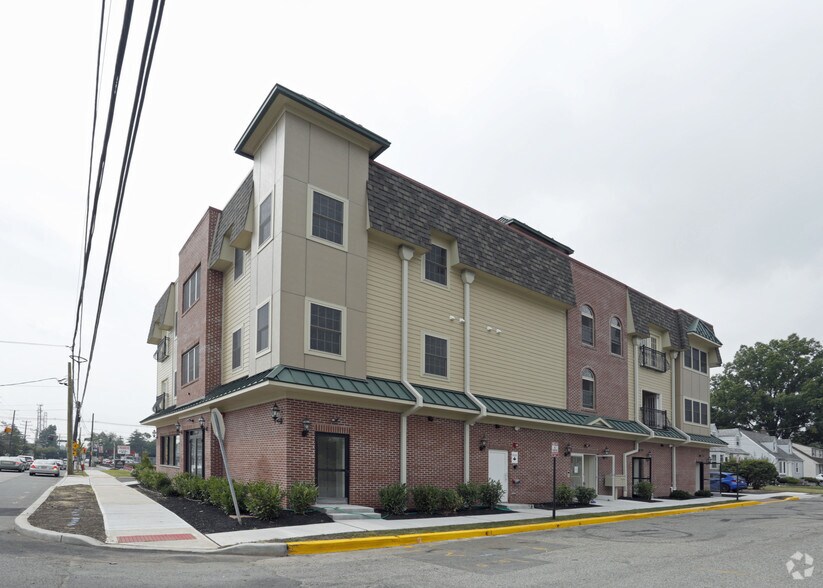 More Photos Of 1005 Rahway Ave, Avenel Unknown For Lease
