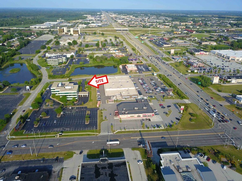 More Photos Of 8001 Broadway, Merrillville Office For Lease