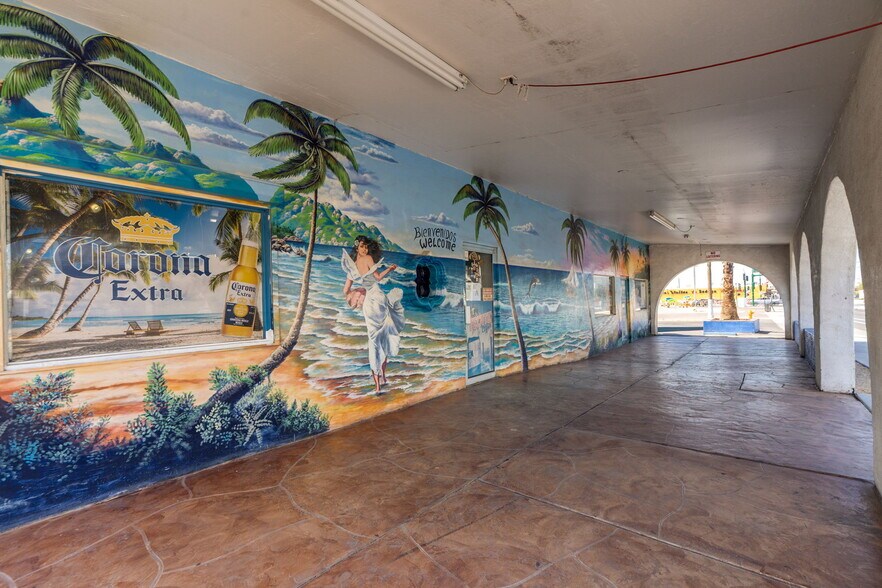 More Photos Of 5222 S Central Ave, Phoenix General Retail For Sale