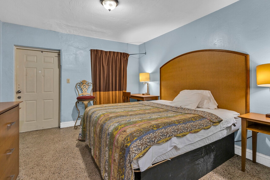 More Photos Of 1150 S Federal Hwy, Dania Beach Hotel For Sale