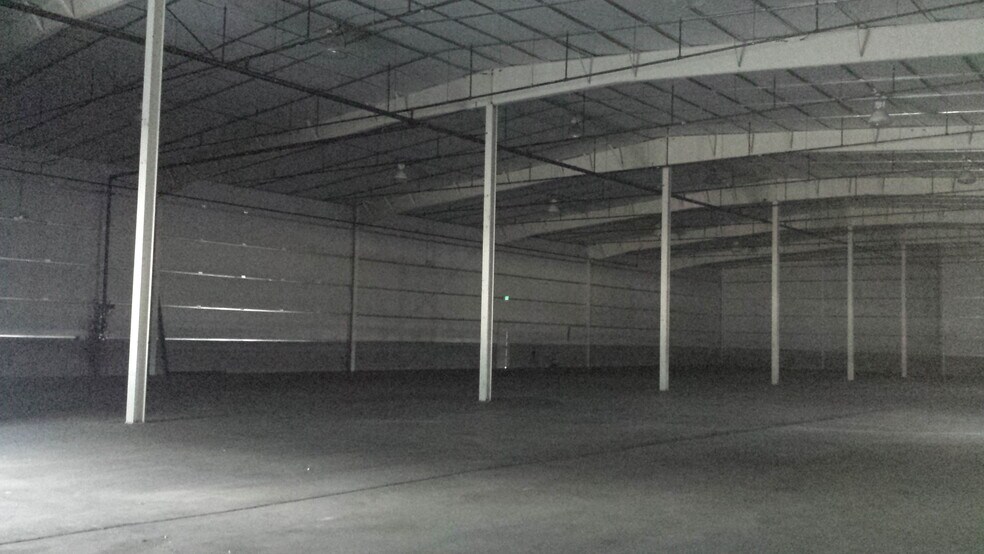 More Photos Of 4100-4204 Washburn Way, Klamath Falls Warehouse For Lease