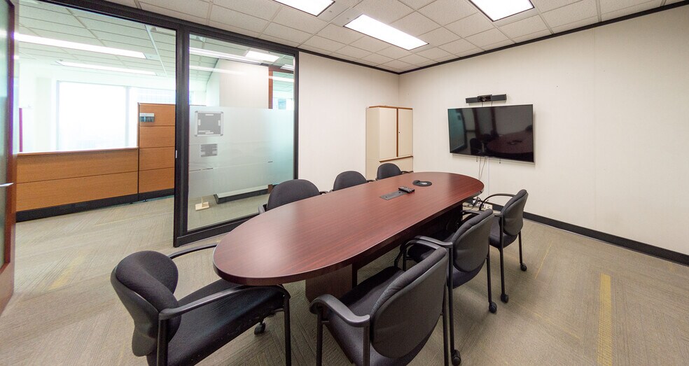 More Photos Of 888 3rd St SW, Calgary Coworking Space