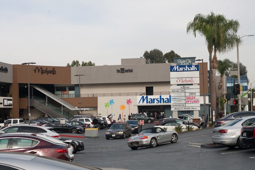 More Photos Of 11211-11239 Ventura Blvd, Studio City Unknown For Lease