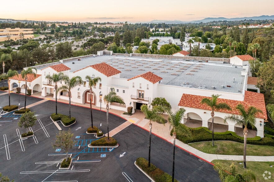 More Photos Of 27871-27941 La Paz, Laguna Niguel Unknown For Lease