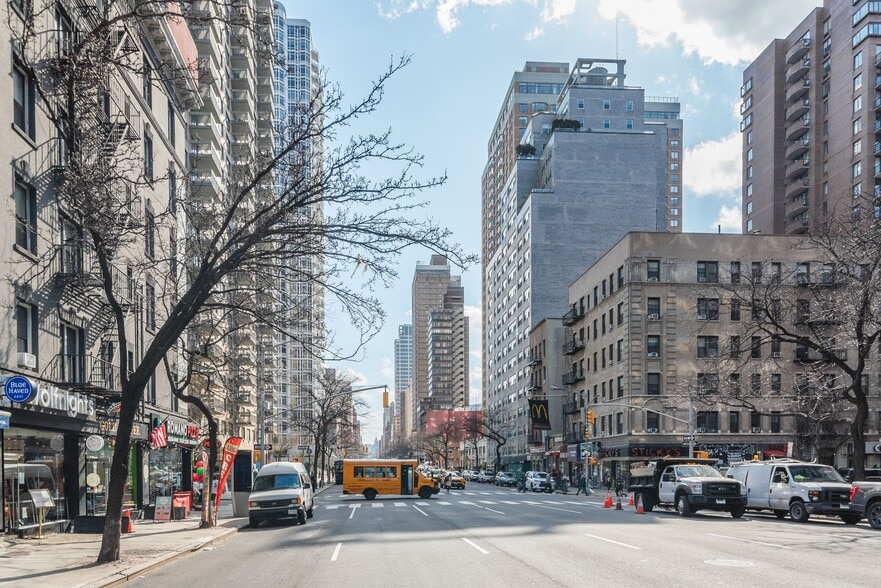 More Photos Of 233 E 34th St, New York Apartments For Sale