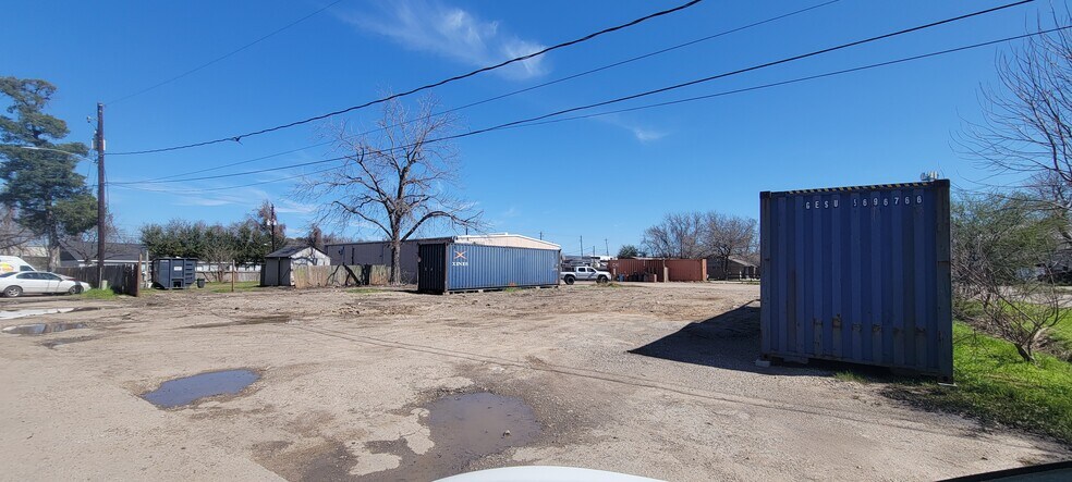 More Photos Of 11900 Alief Clodine Rd, Houston Auto Repair For Sale