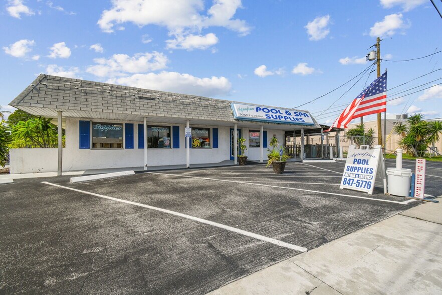 More Photos Of 5146 Marine Pky, New Port Richey Storefront Retail Office For Sale