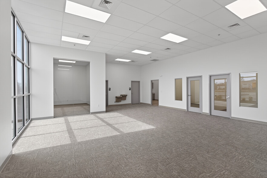 More Photos Of 606 Butler Dr, Murfreesboro Distribution For Lease