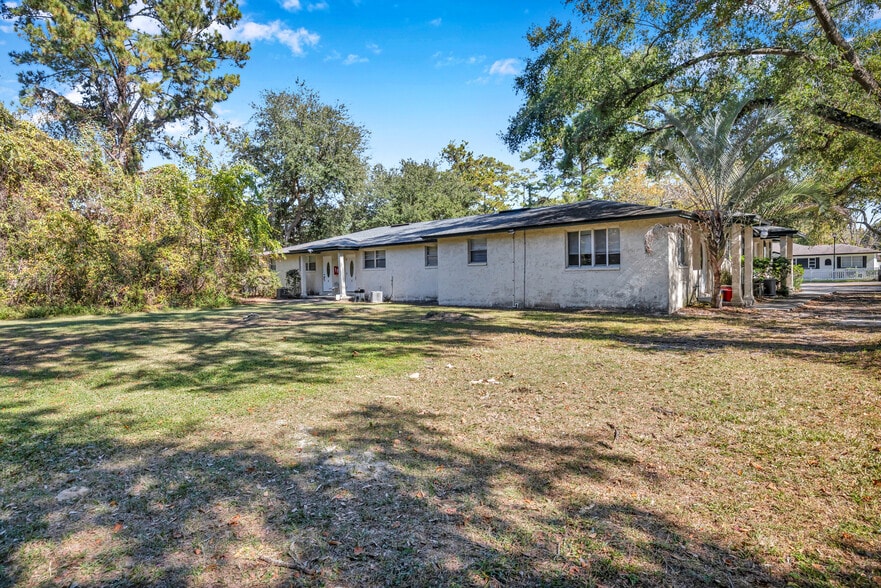 More Photos Of 1130 Fountain Rd, Jacksonville Apartments For Sale