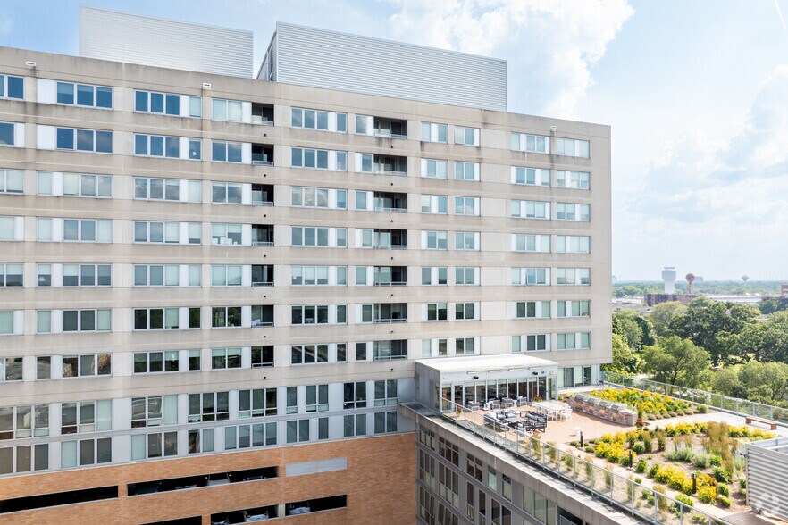 More Photos Of 479-483 N Harlem Ave, Oak Park Apartments For Lease