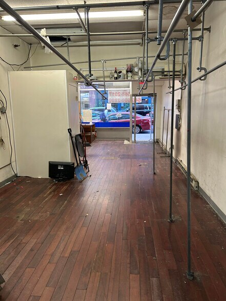 More Photos Of 10 E 37th St, New York Office For Sale