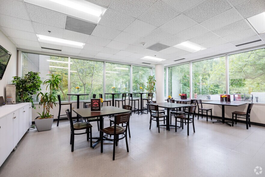 More Photos Of 7501 Boulder View Dr, North Chesterfield Unknown For Lease