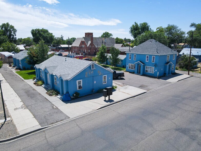 More Photos Of 124 NW 4th Ave, Ontario Apartments For Sale