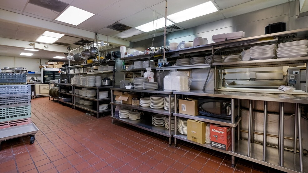 More Photos Of 1373 Easton Rd, Warrington Restaurant For Sale