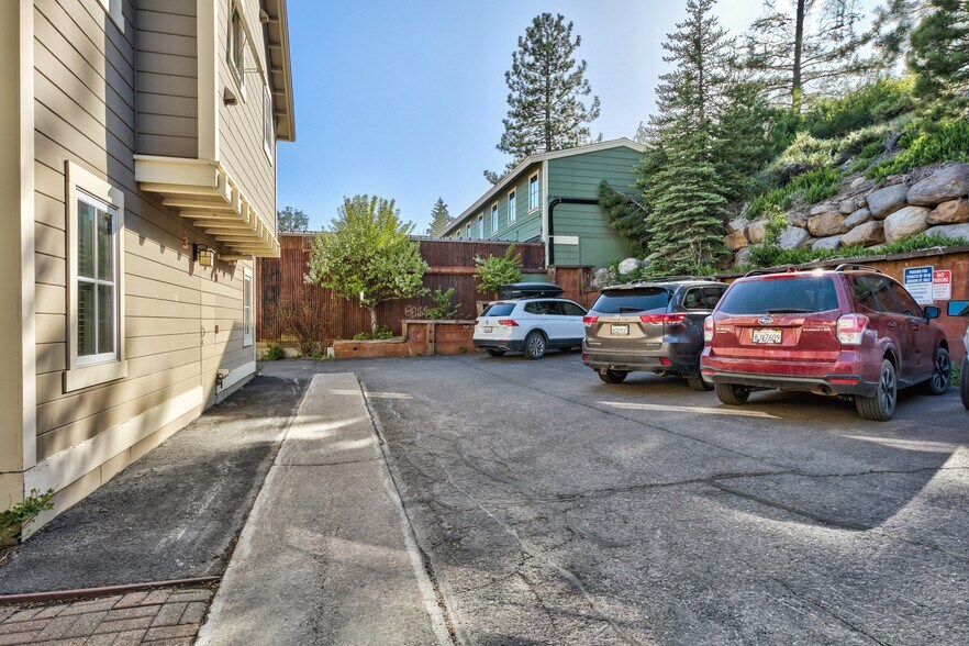 More Photos Of 10116 Jibboom St, Truckee Office Residential For Sale