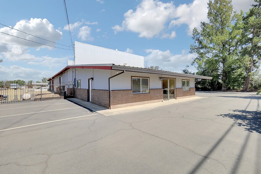 More Photos Of 2689 State Highway 20, Marysville Industrial For Sale