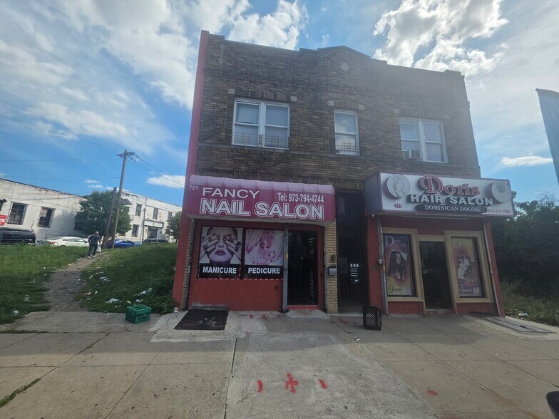 More Photos Of 721 Springfield Ave, Newark Storefront Retail Residential For Sale