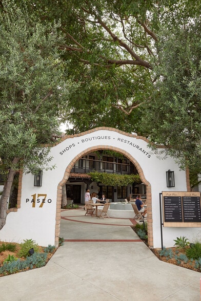 More Photos Of 234 E 17th St, Costa Mesa Office For Lease