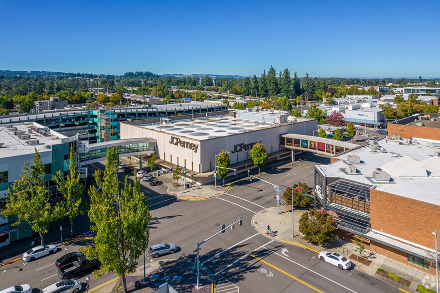 More Photos Of 305 Liberty St NE, Salem Department Store For Lease