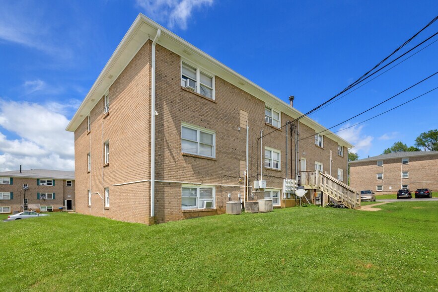 More Photos Of , Lexington Multifamily For Sale