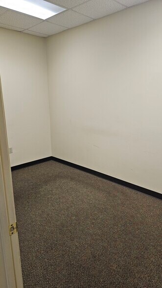 More Photos Of 1146 Elma G Miles Pky, Hinesville Self Storage For Lease