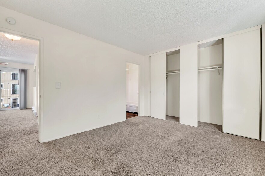 More Photos Of 17014-17062 NE Halsey St, Portland Apartments For Sale