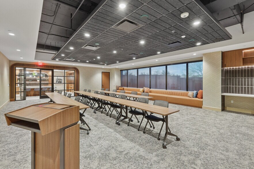 More Photos Of 16430 N Scottsdale Rd, Scottsdale Unknown For Lease