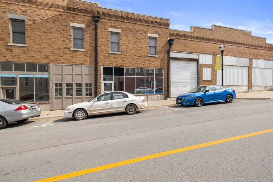 More Photos Of 509 W Olive St, Springfield General Retail For Sale