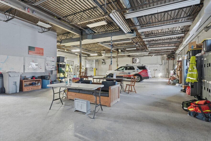 More Photos Of 7 Stewart St, Haverhill Manufacturing For Lease