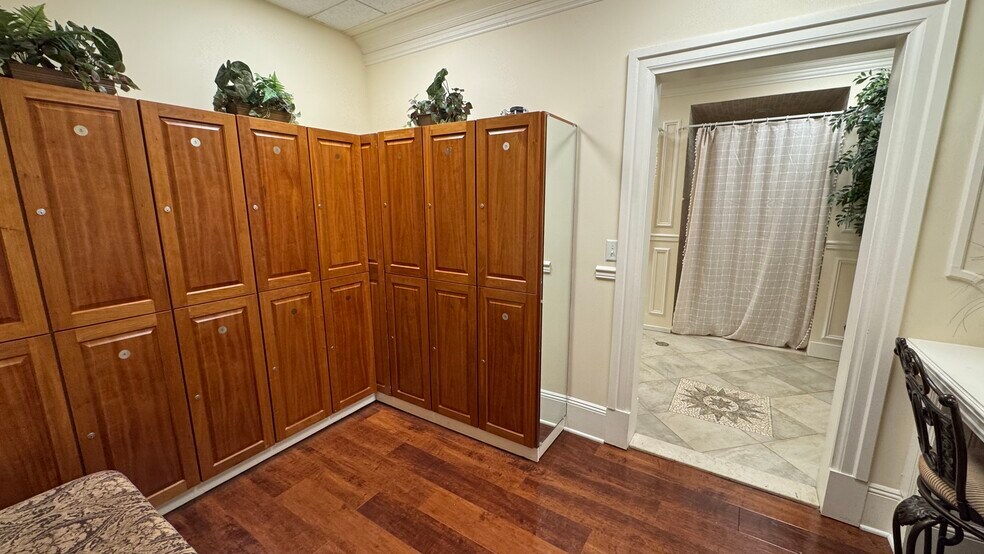 More Photos Of 700 Strykers Rd, Phillipsburg Golf Course Driving Range For Lease