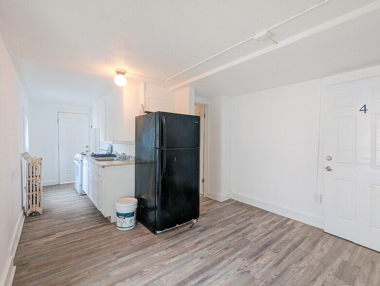 More Photos Of 105 Madison Ave, Endicott Apartments For Sale