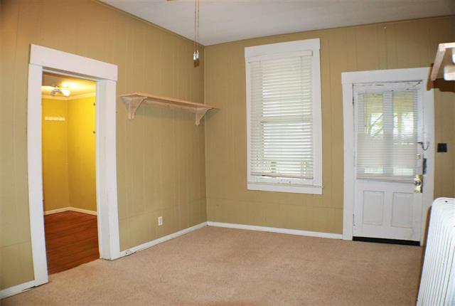More Photos Of 803 E College St, Iowa City Apartments For Sale