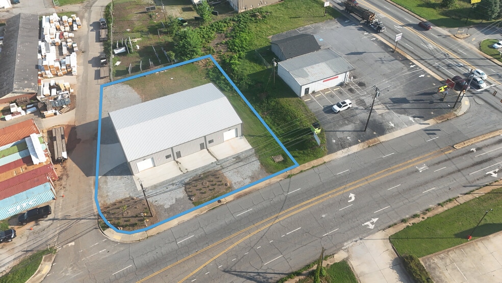 More Photos Of 1906 Dobbins Bridge Rd, Anderson Industrial For Sale