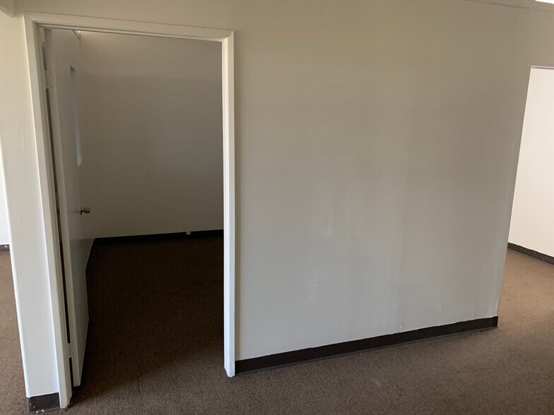More Photos Of 7151 Lincoln Ave, Buena Park Medical For Lease