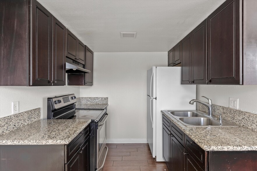 More Photos Of , Las Vegas Multifamily For Sale