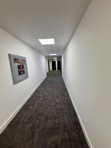 More Photos Of 4419 Van Nuys Blvd, Sherman Oaks Office For Lease