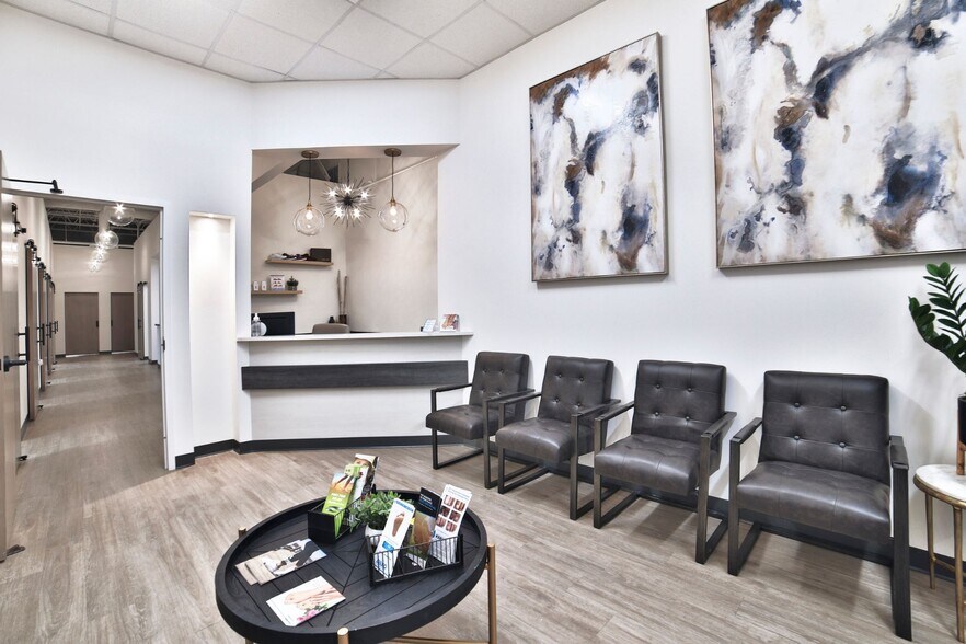 More Photos Of 6420 W Newberry Rd, Gainesville Medical For Lease