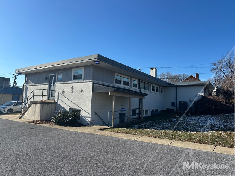 More Photos Of 3301 Schoolhouse Ln, Harrisburg Medical For Lease