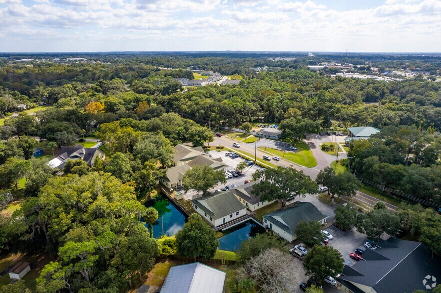 More Photos Of 9416-9418 Balm Riverview Rd, Riverview Medical For Lease