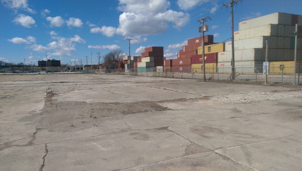 More Photos Of 280 E 155th St, Harvey Land For Sale