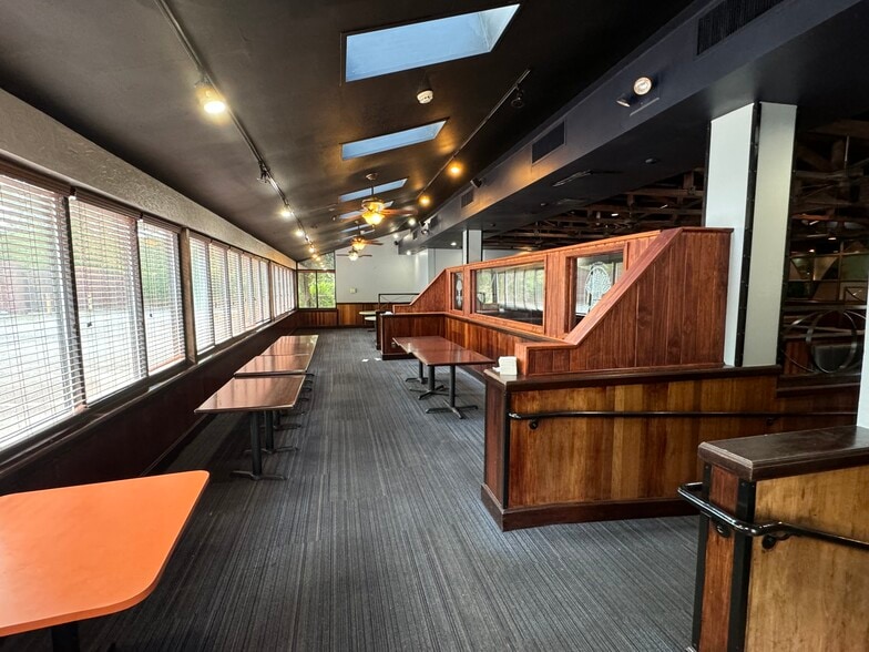 More Photos Of 914 Mall Loop Rd, High Point Restaurant For Sale